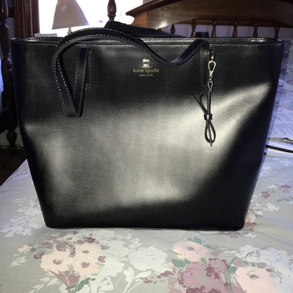 Kate Spade Bag - Picture 1 of 3